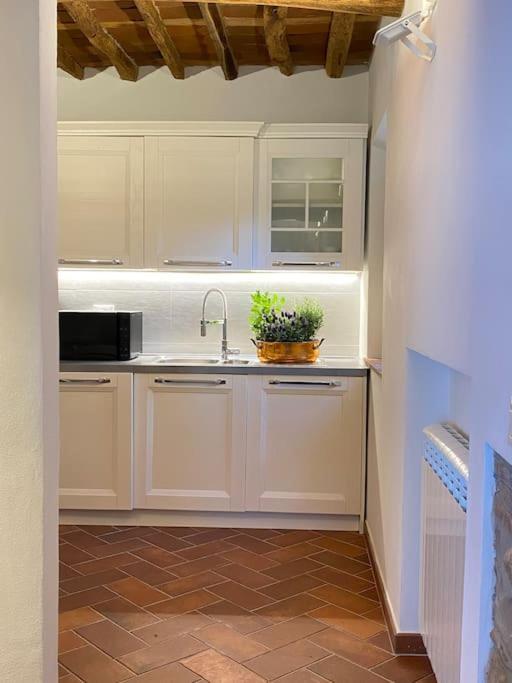 Relax&Business Wi-Fi, Tv Hd, Parcheggio Gratuito Villa Capannori Exterior photo